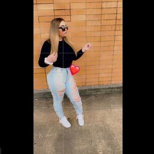 Meet your Posher, Destiny